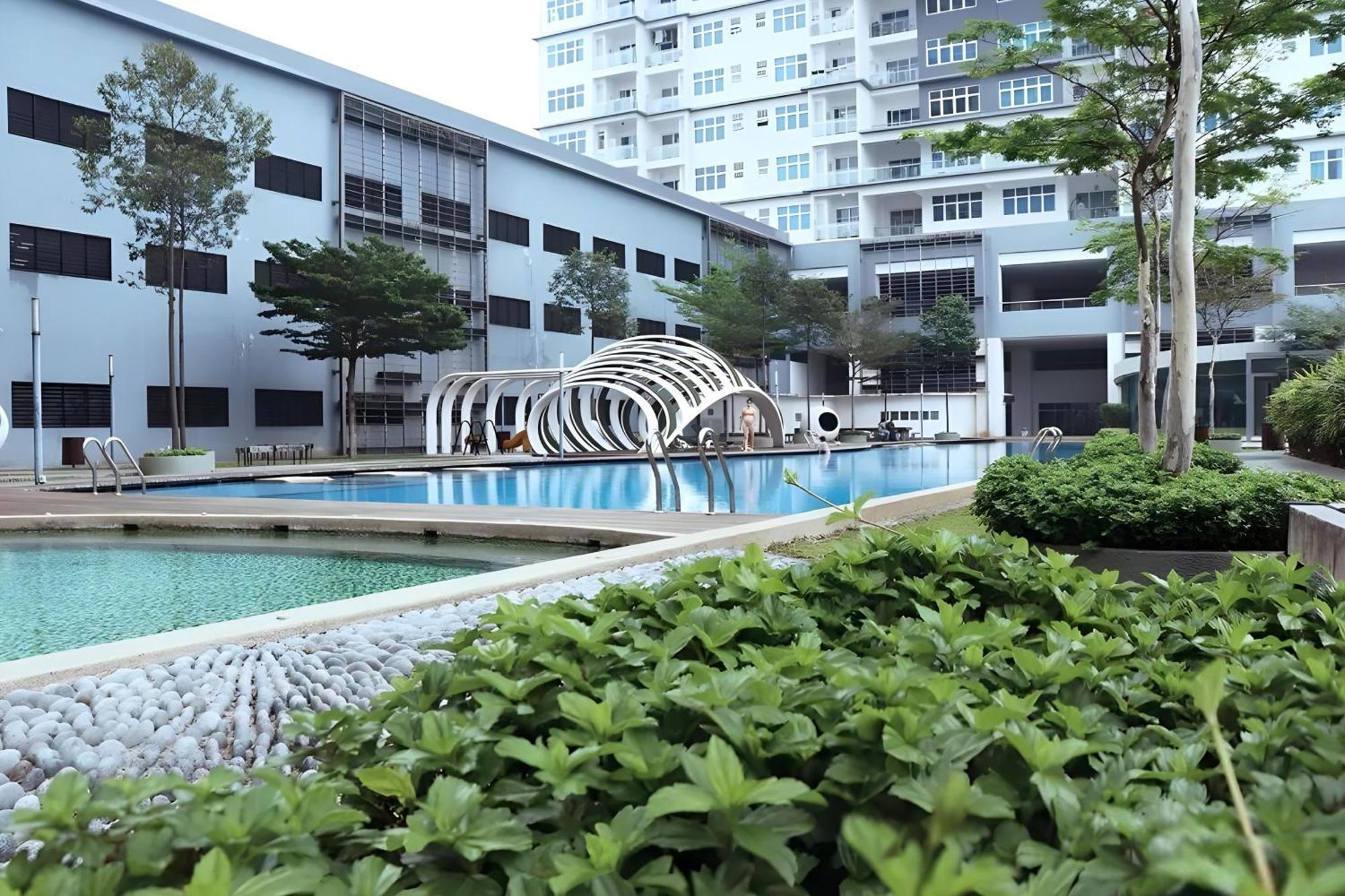 Le Thompson - Puchong Center Ioi Mall Exterior photo